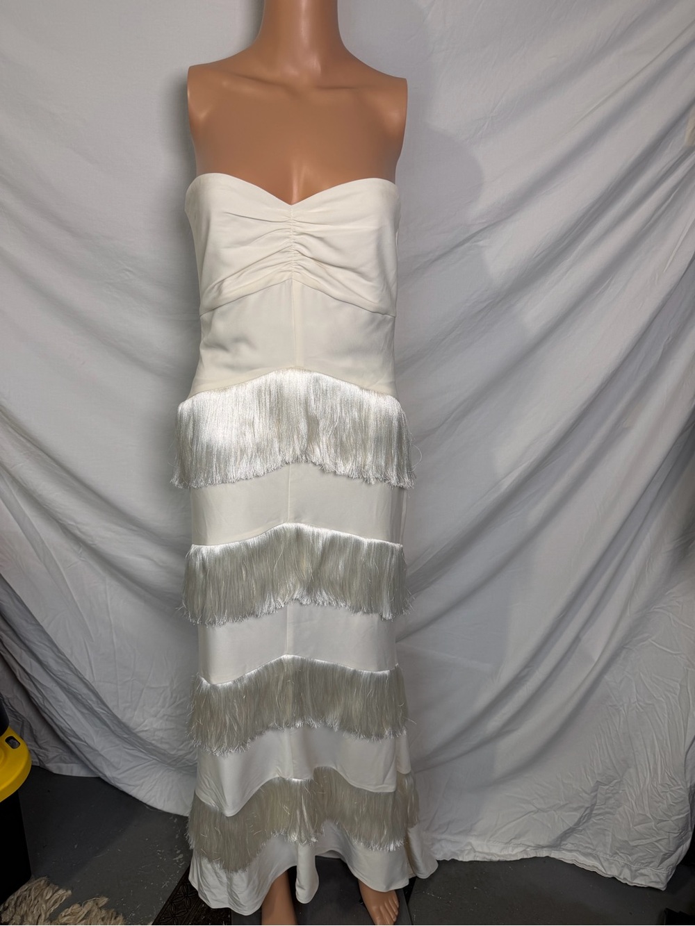 House of Harlow 1960 x REVOLVE Hera Fringe Maxi Dress in Ivory white strapless - Picture 4 of 6